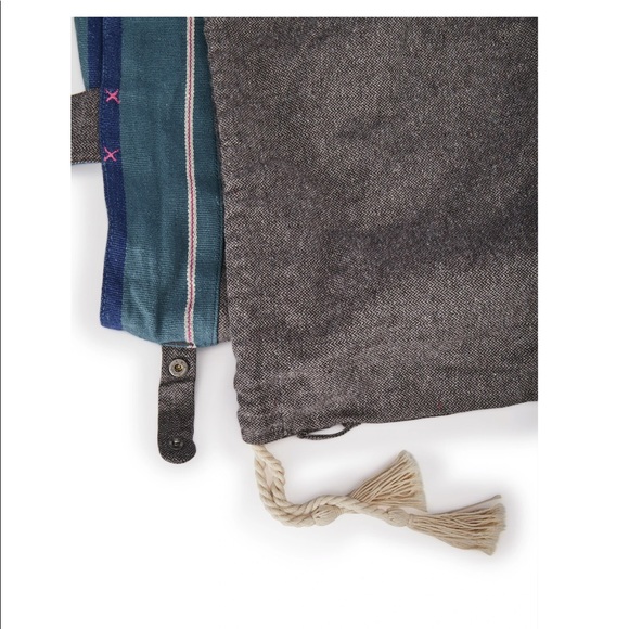 PraNa unisex cinch tote - Picture 4 of 11